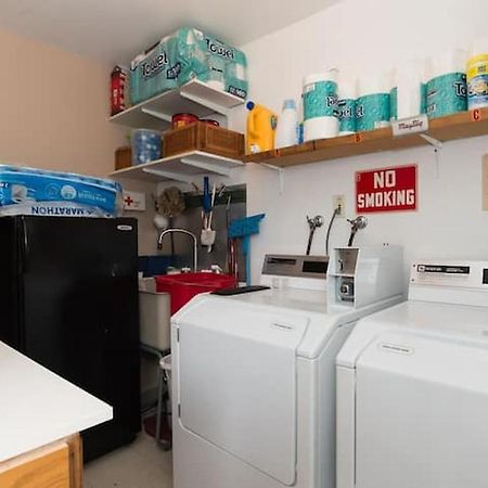Unique, Convenient, Centrally Located Apartment Kent Bagian luar foto