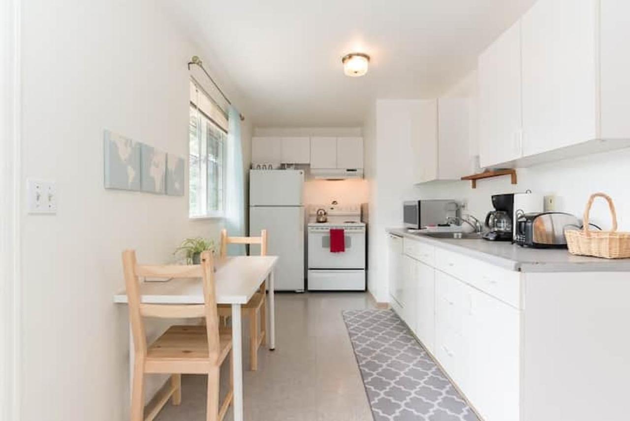 Unique, Convenient, Centrally Located Apartment Kent Bagian luar foto