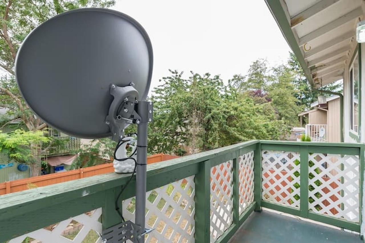 Unique, Convenient, Centrally Located Apartment Kent Bagian luar foto
