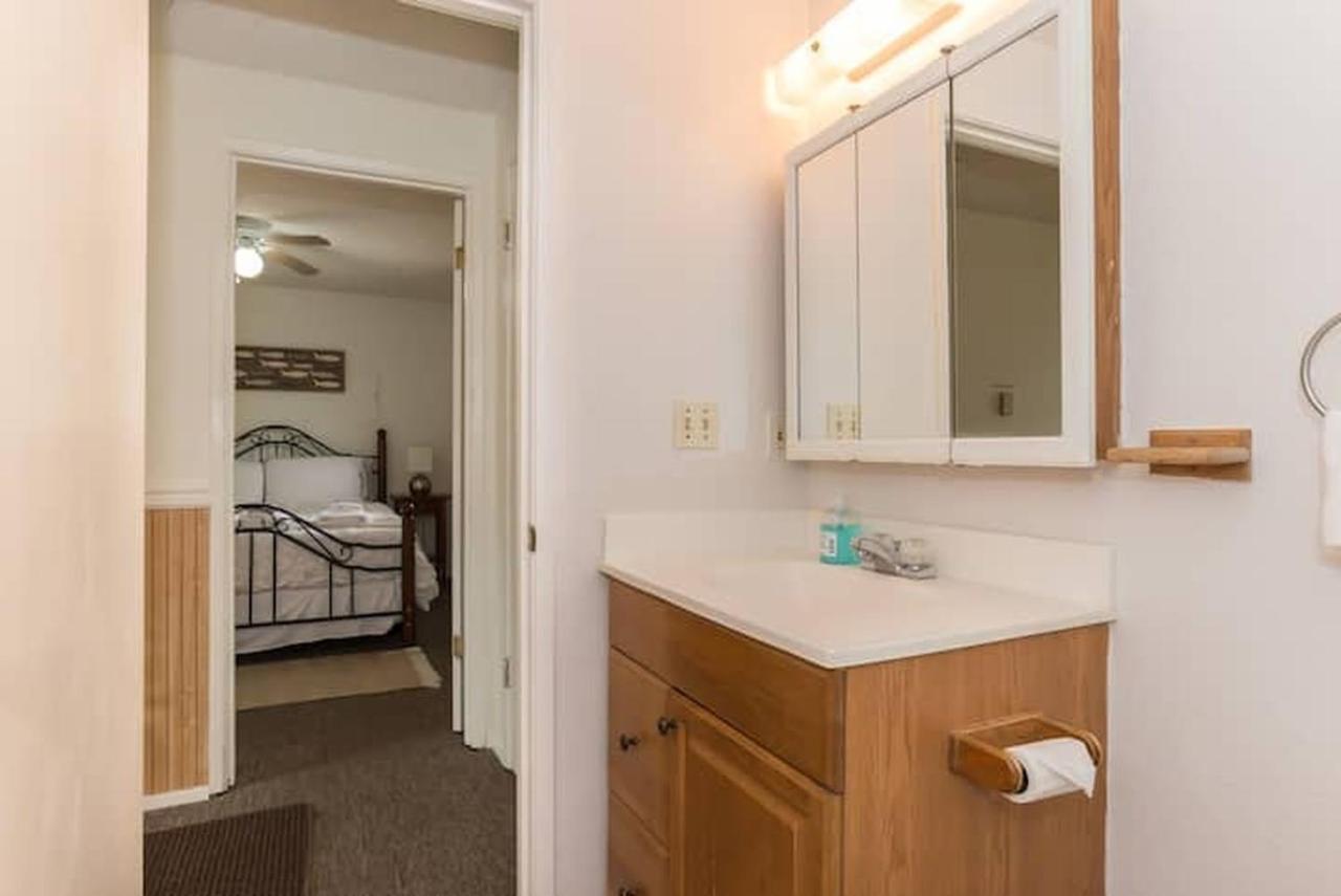 Unique, Convenient, Centrally Located Apartment Kent Bagian luar foto